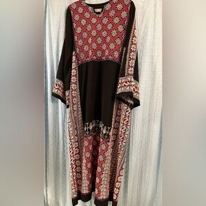 Elegant Black and Red Patterned Women's Dress